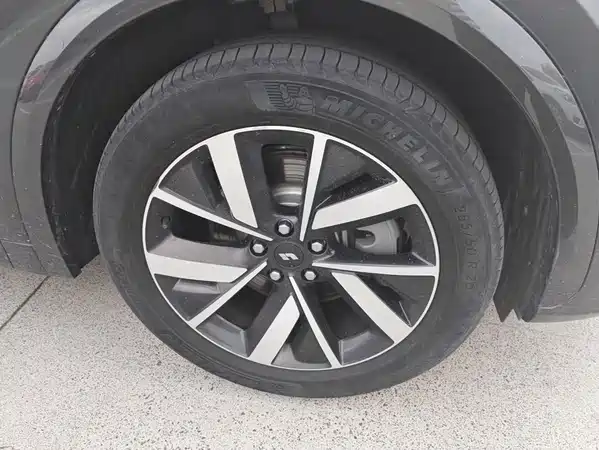 Li Auto L7 2023