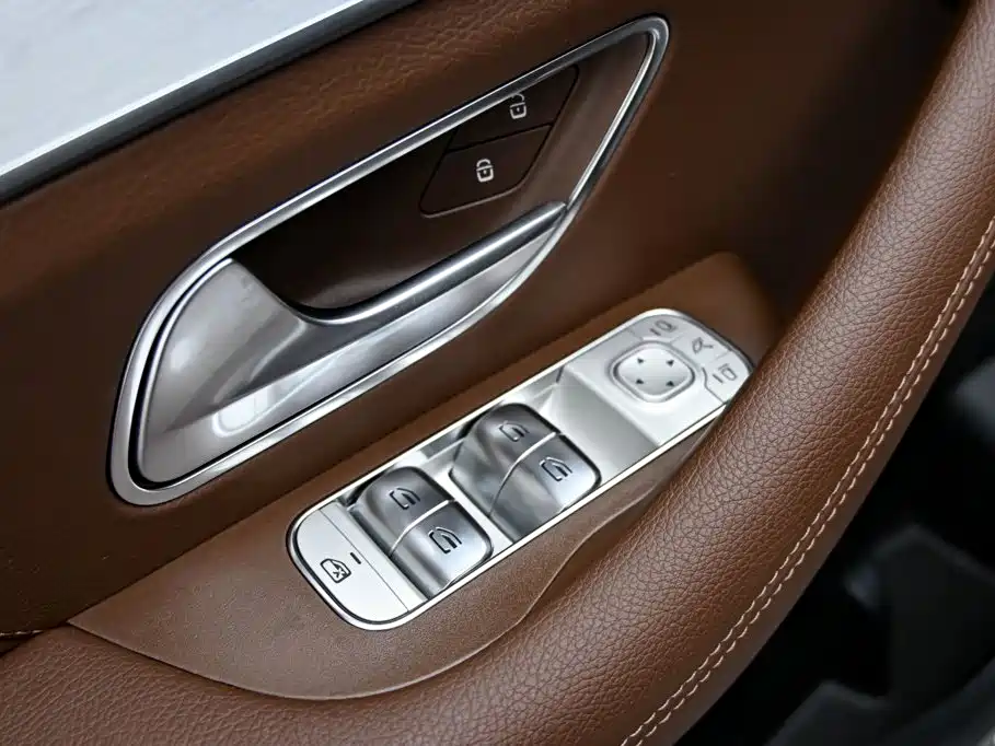 Mercedes-Benz GLS 2025 — фото 23