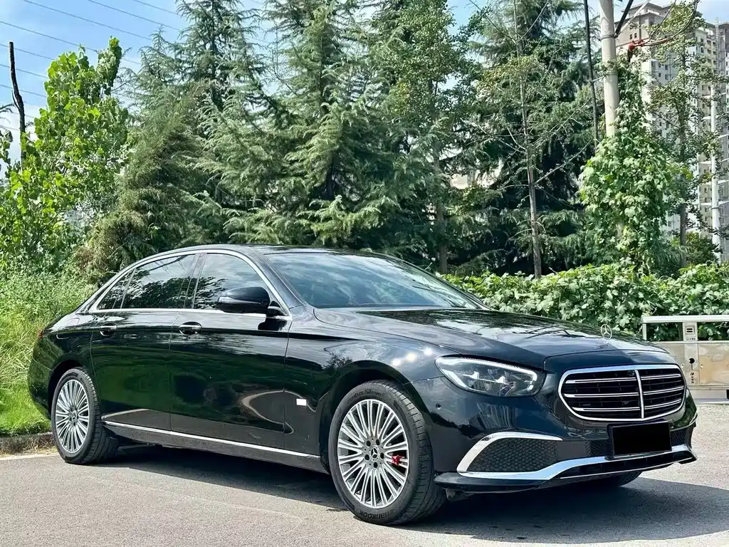 Mercedes-Benz E-Class 2021