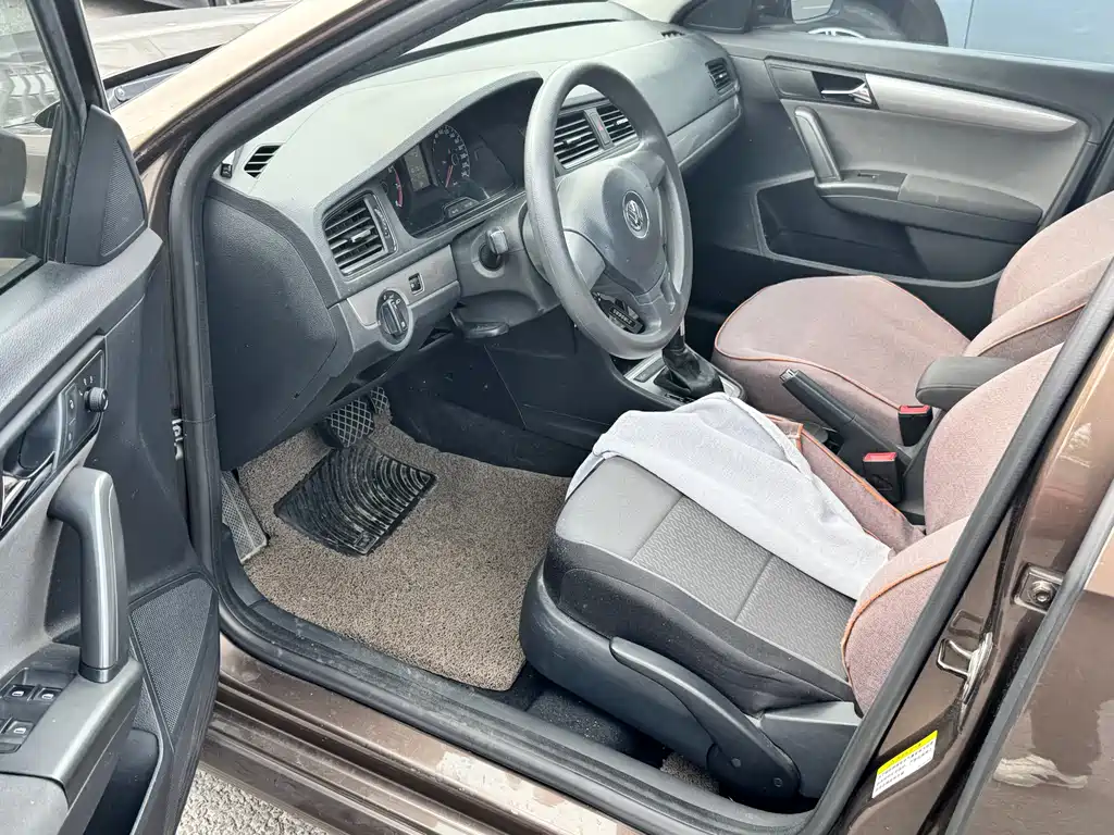 Volkswagen Gran Lavida 2014