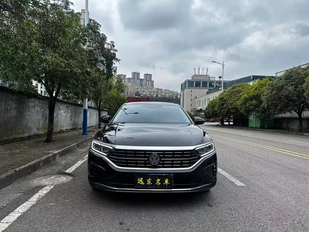Volkswagen Passat 2024