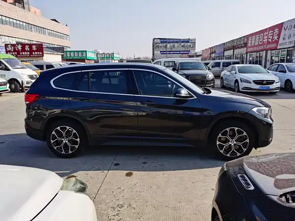BMW X1 2021