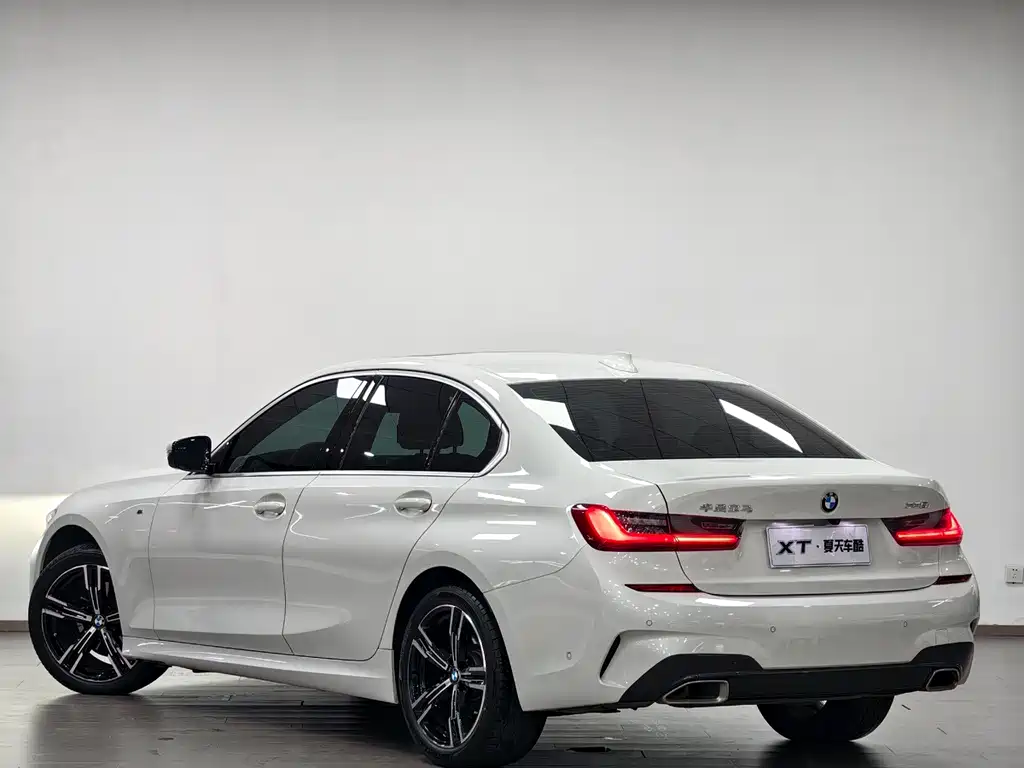 BMW 3 Series 2022