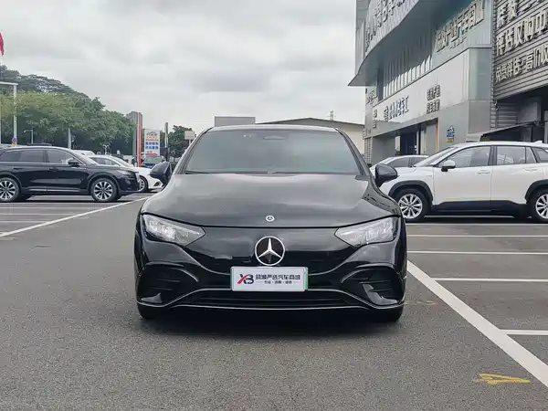 Mercedes-Benz EQE 2023