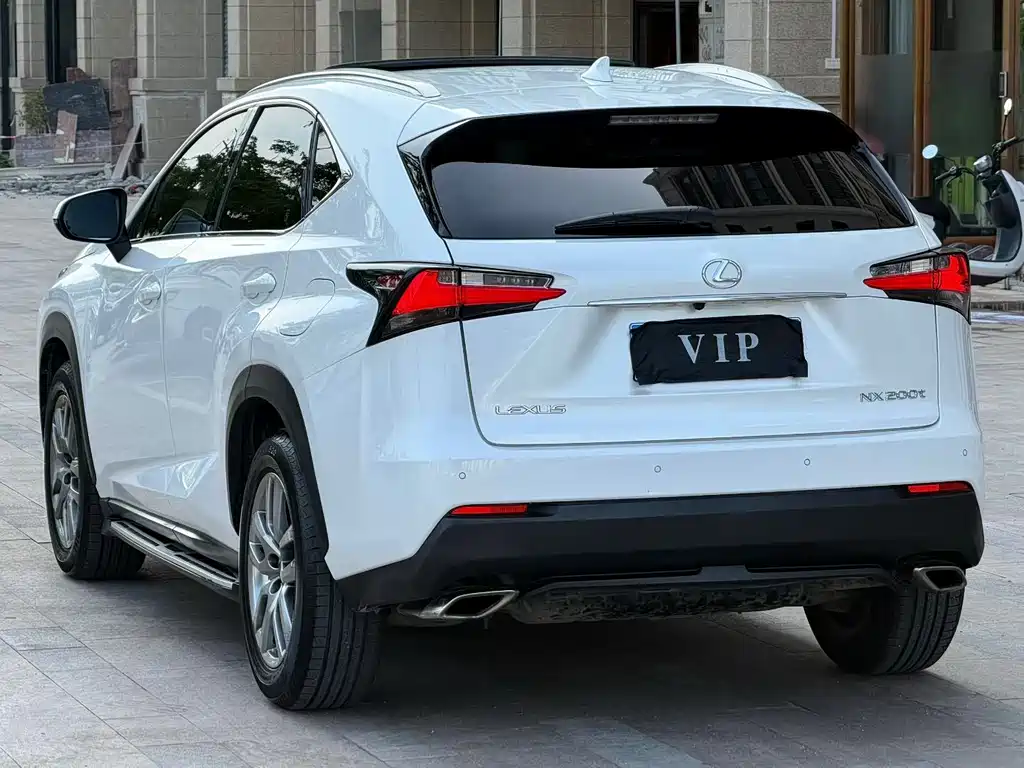 Lexus NX 2017 — фото 8