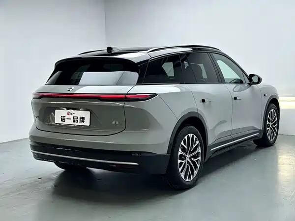 NIO ES6 2025