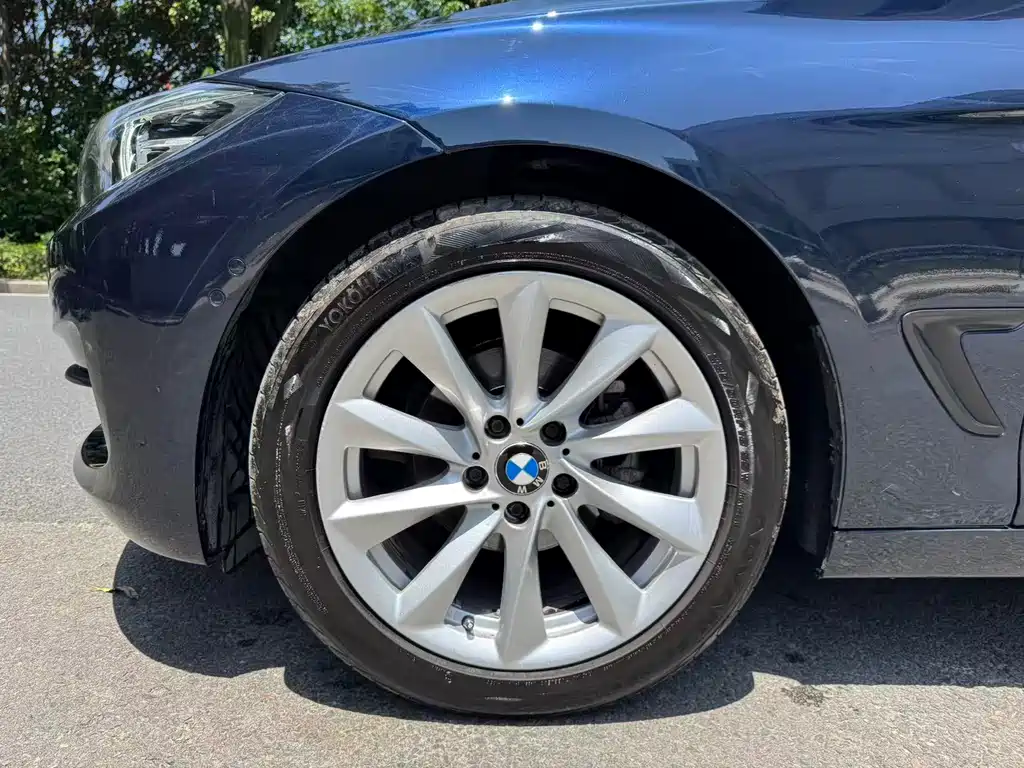BMW 3 Series GT 2019 — фото 9