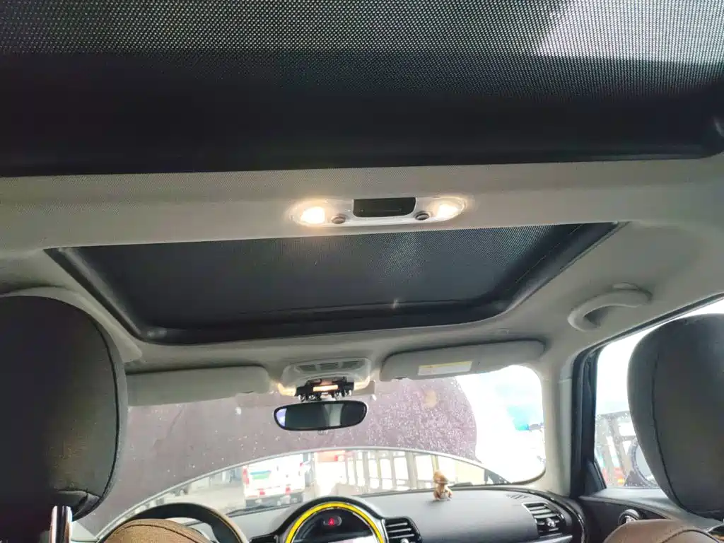 MINI Clubman 2019 — фото 15