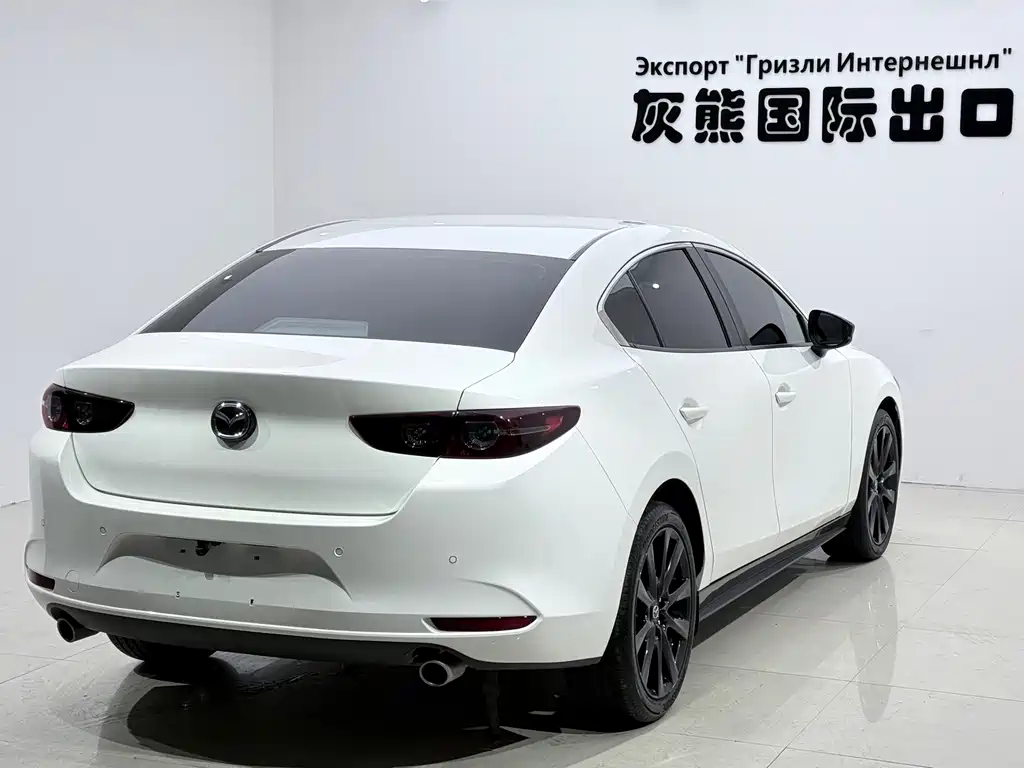 Mazda 3 Axela 2023