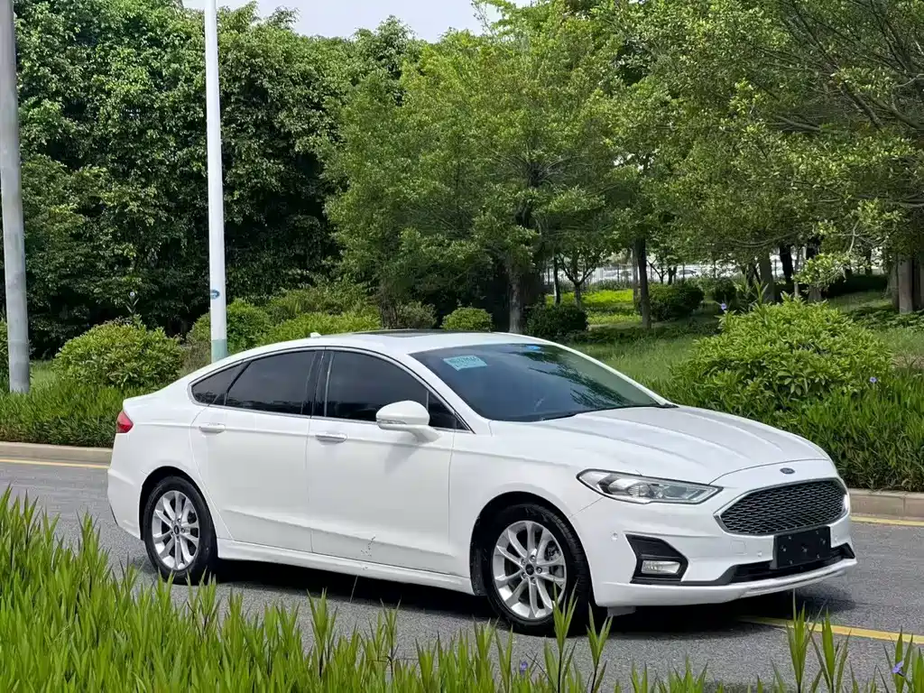 Ford Mondeo 2019 — фото 3