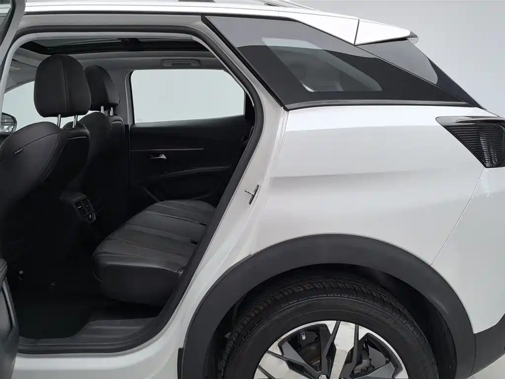 Peugeot 4008 2018 — фото 15