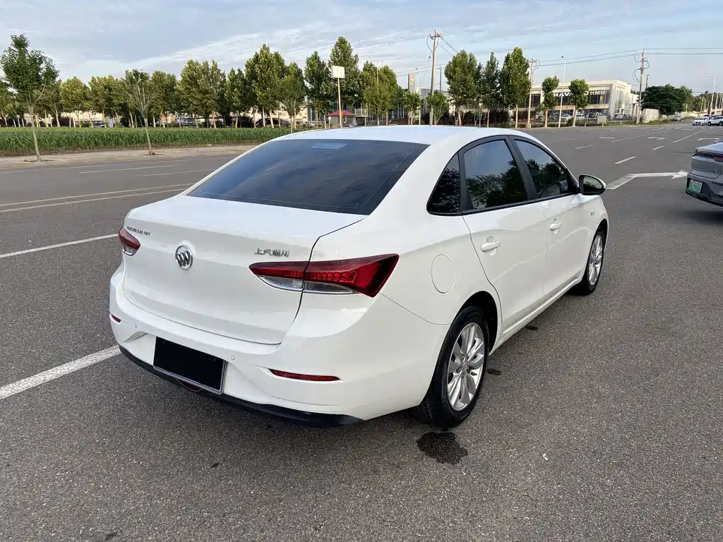 Buick Excelle 2022