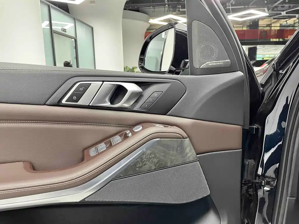 BMW X5 2023