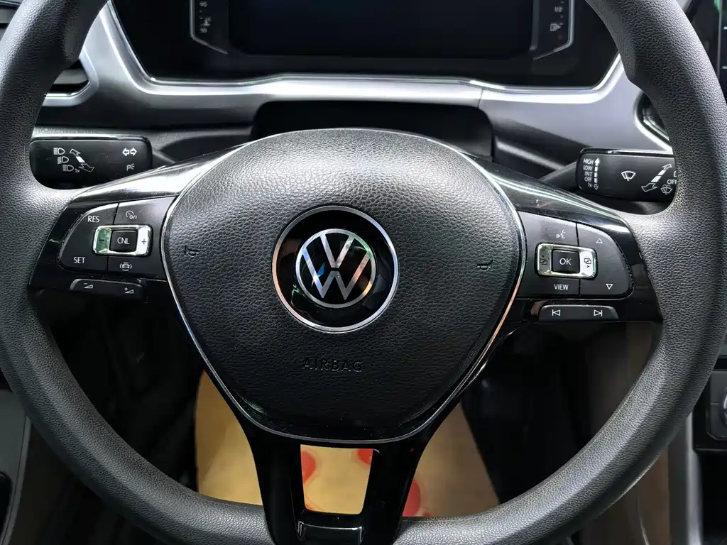 Volkswagen T-Cross 2021 — фото 13