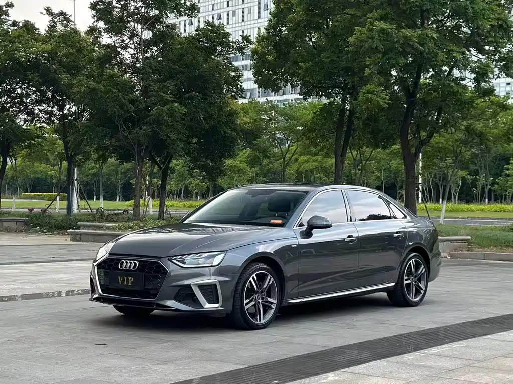 Audi A4L 2021