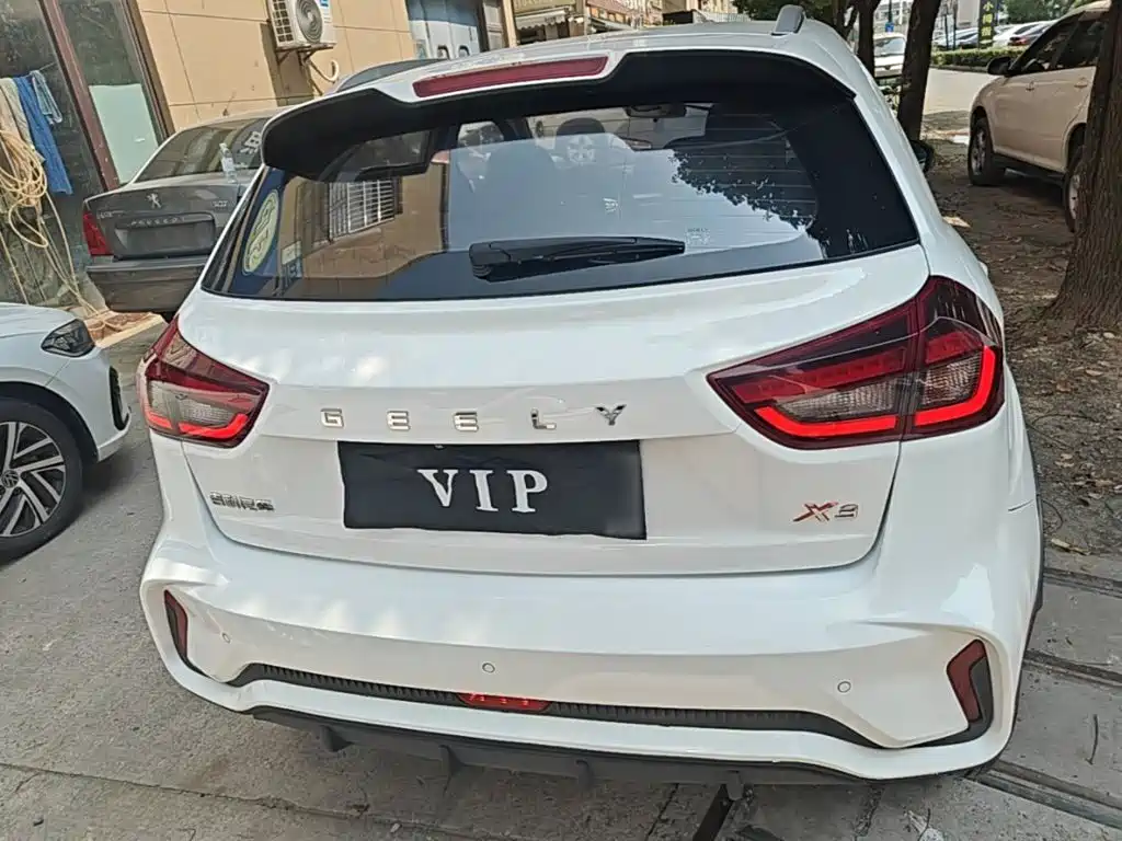 Geely Vision X3 2021