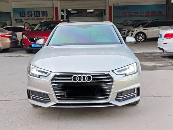 Audi A4L 2019
