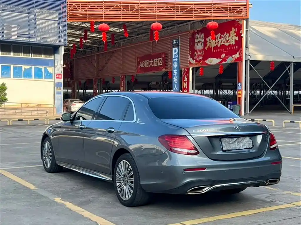 Mercedes-Benz E-Class 2018