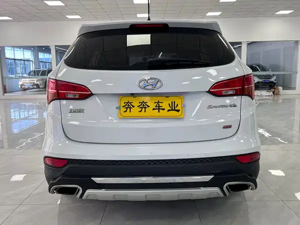 Hyundai Santa Fe 2013