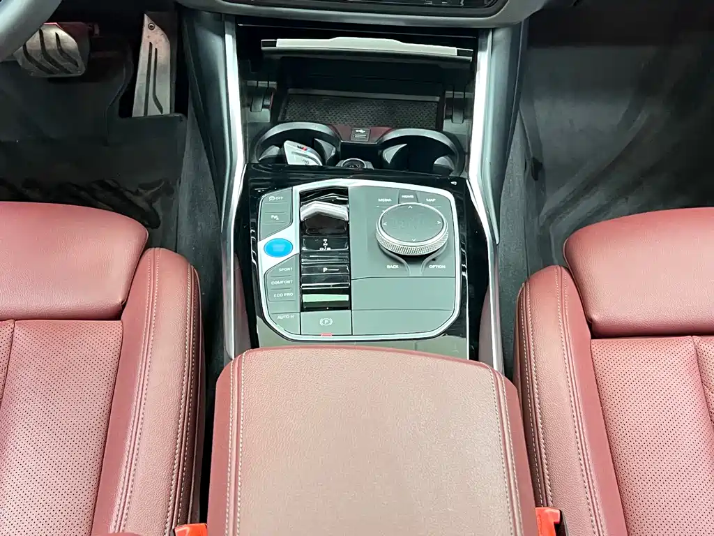 BMW i3 2023 — фото 10