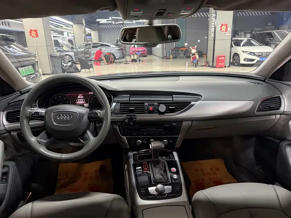 Audi A6L 2012