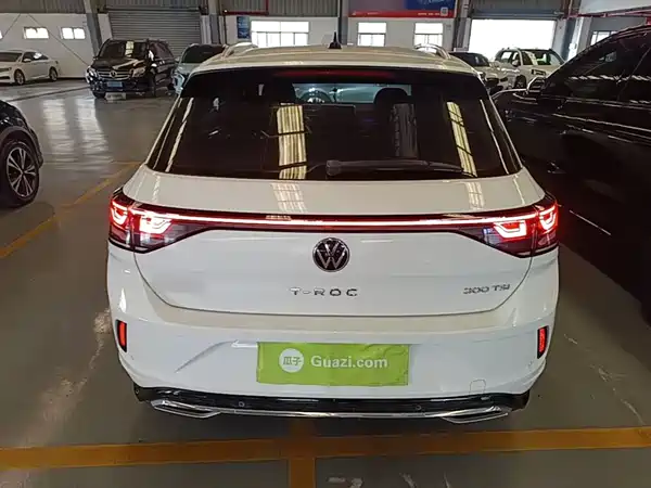 Volkswagen T-Roc 2024