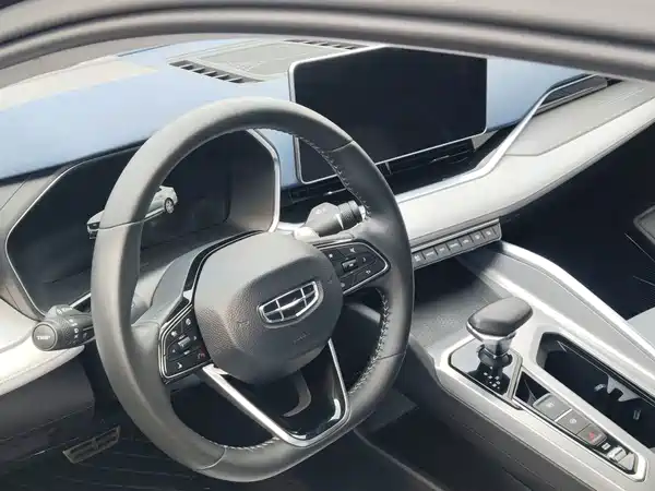 Geely Xingrui 2021