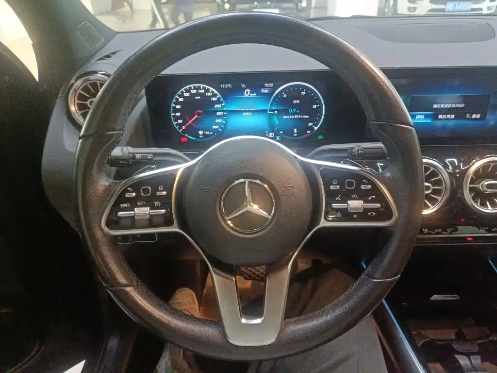 Mercedes-Benz GLA 2021 — фото 3