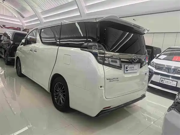 Toyota Vellfire 2020