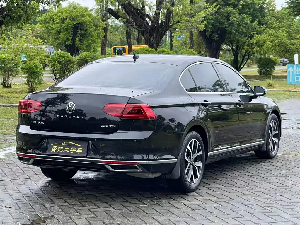 Volkswagen Magotan 2022