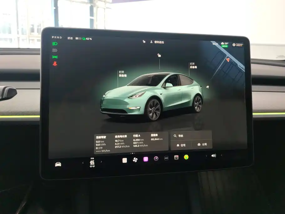 Tesla Model Y 2024 — фото 14