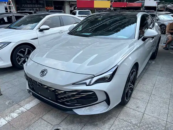 MG MG7 2023