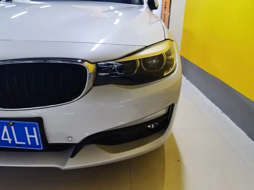 BMW 3 Series GT 2019 — фото 8