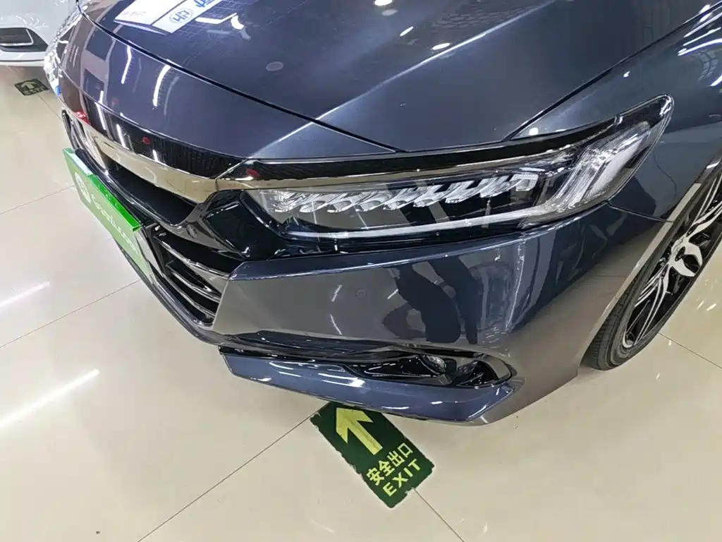 Honda Accord 2023 — фото 24