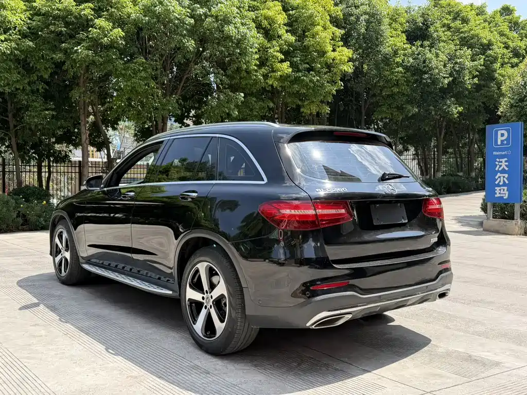 Mercedes-Benz GLC 2018 — фото 12