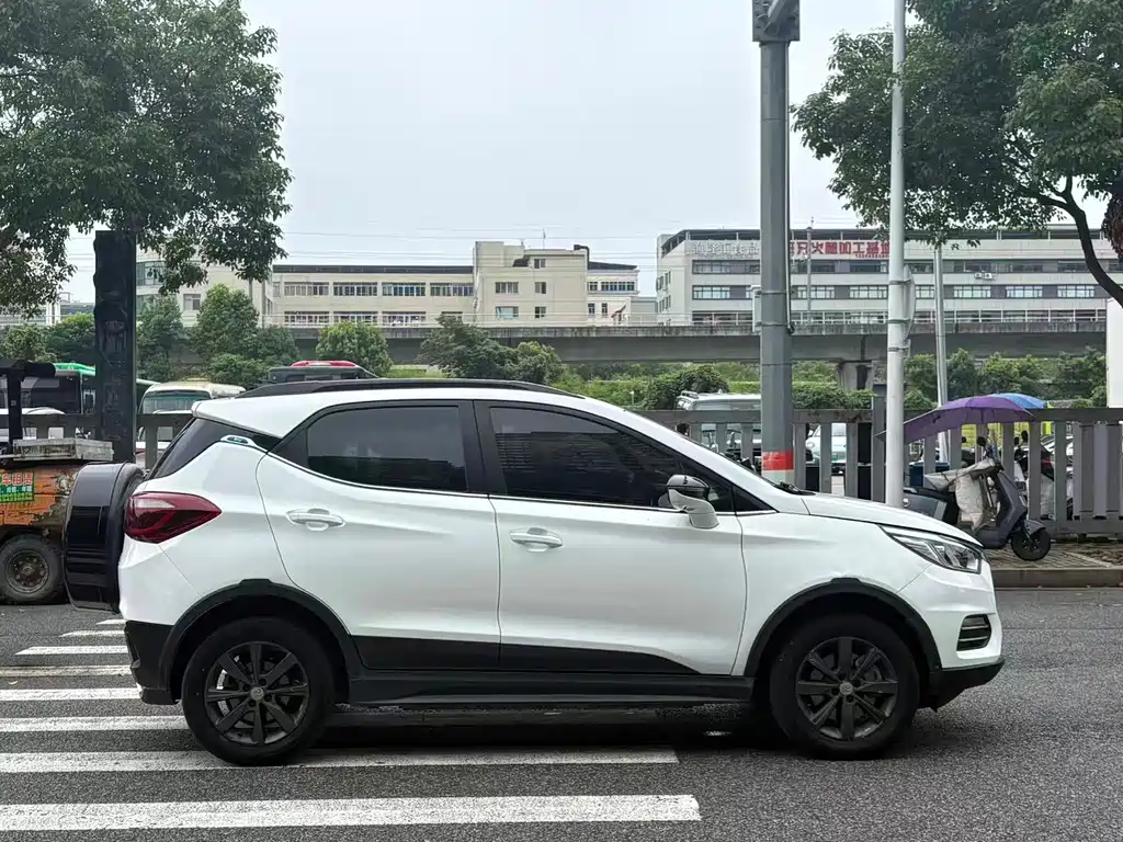 BYD Yuan EV 2019