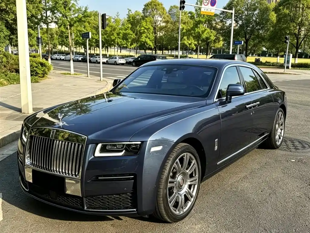 Rolls-Royce Ghost 2021 — фото 1
