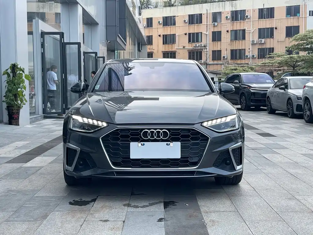 Audi A4L 2020 — фото 21