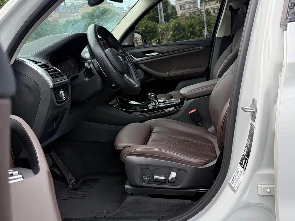 BMW X3 2021