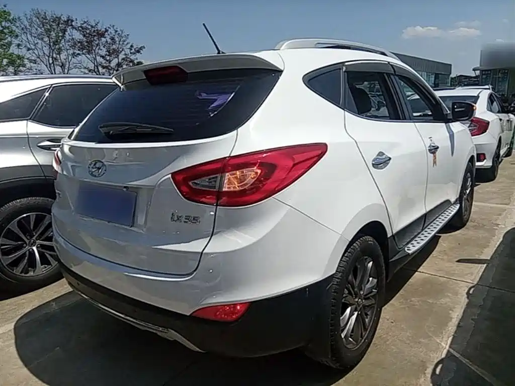 Hyundai ix35 2015 — фото 7