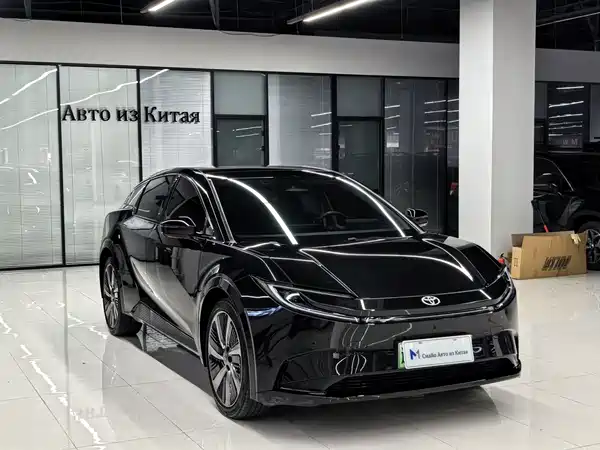 Toyota bZ5 2025