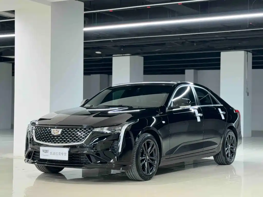 Cadillac CT4 2023 — фото 1