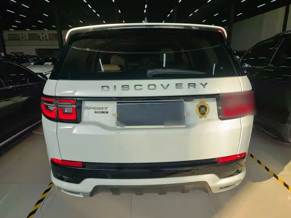 Land Rover Discovery Sport 2021 — фото 5
