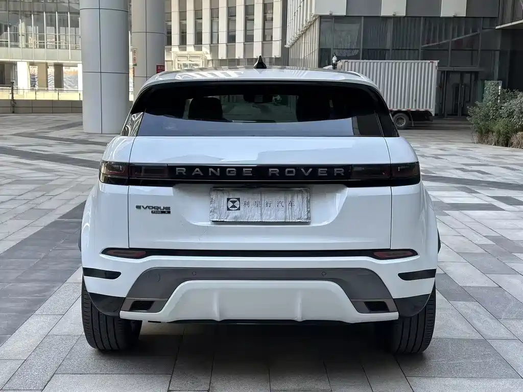 Land Rover Evoque 2020 — фото 7