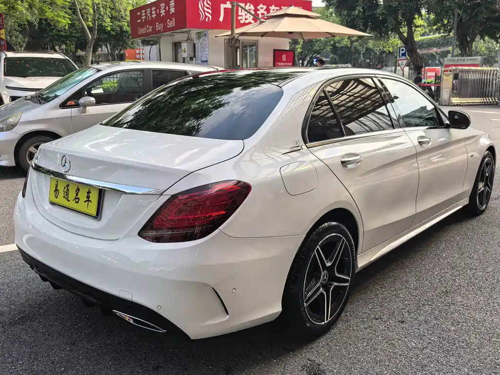 Mercedes-Benz C-Class 2021