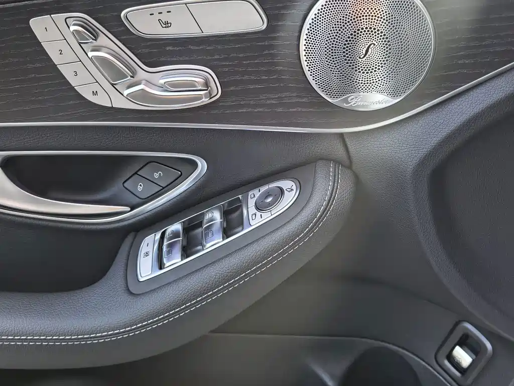 Mercedes-Benz C-Class 2021 — фото 12