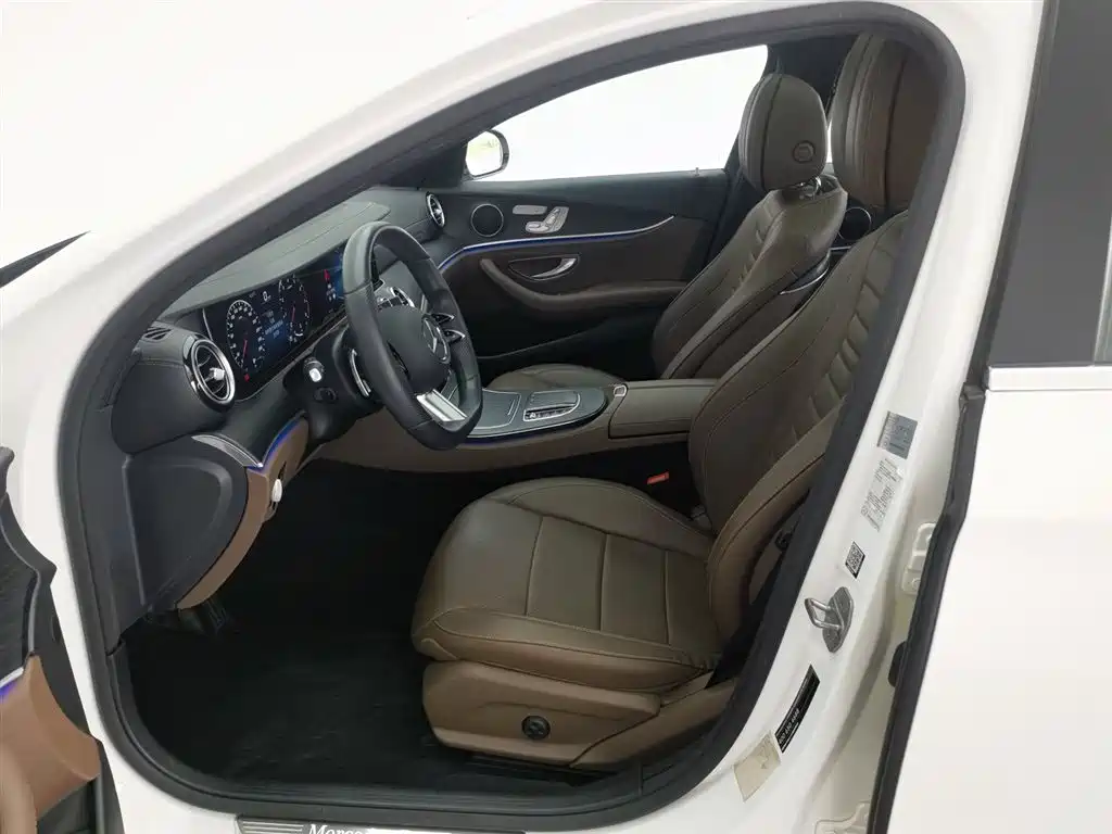 Mercedes-Benz E-Class 2021 — фото 10