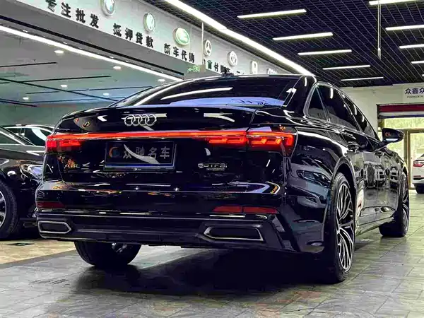 Audi A6L 2020