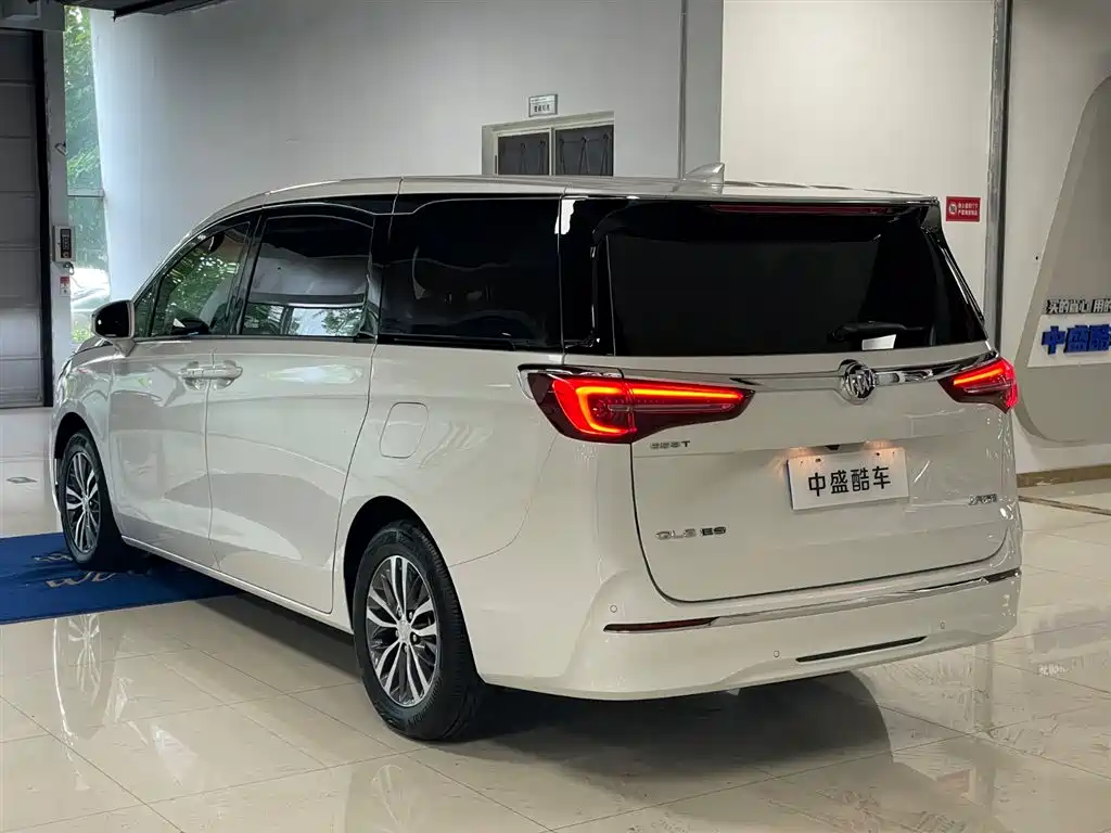 Buick GL8 2022