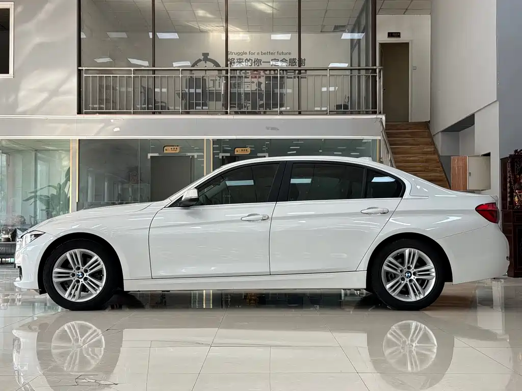 BMW 3 Series 2016